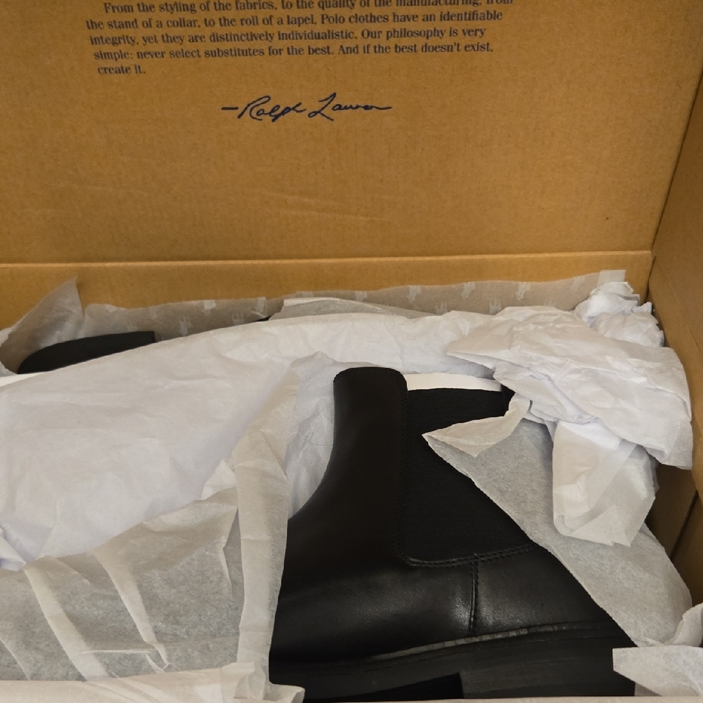 Ralph Lauren Elegant Black Leather Footwear